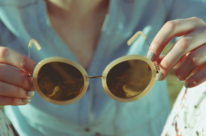 Choosing the Perfect Sunglasses in Summer