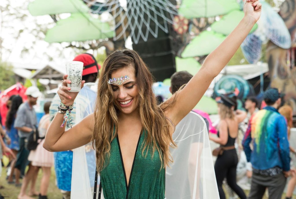 How to Wear in a Music Festival
