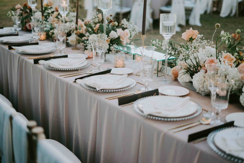 Christmas Wedding Ideas: How to Plan a Festive and Magical Celebration